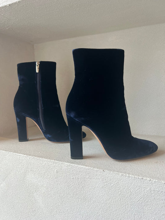 Gianvito Rossi Velvet Boots size 37.5